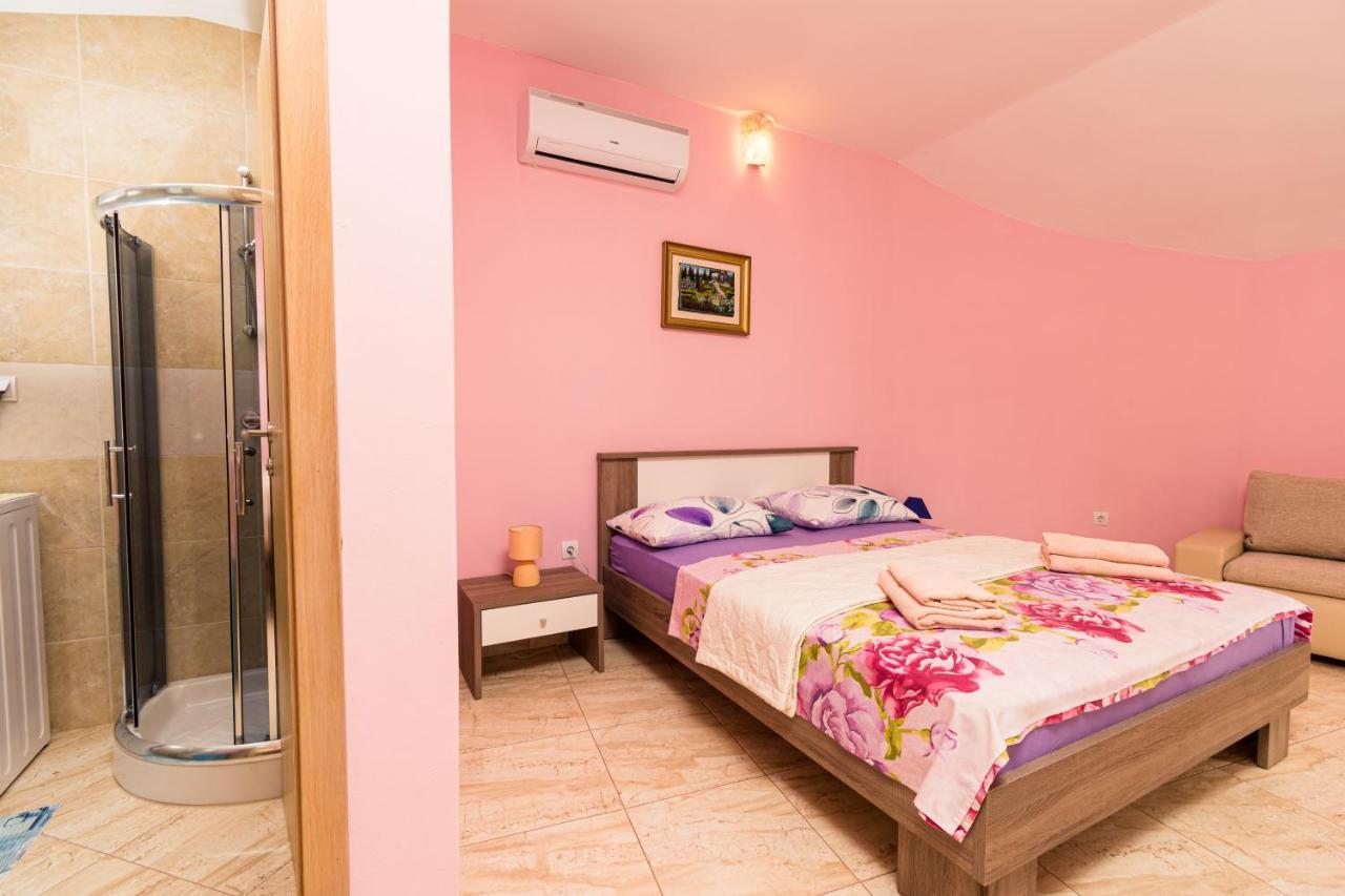 Vakantiehuis Lovely House *